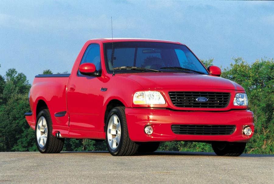  Ford F-150 SVT Lightning 2001 года  (фото 32 из 33)